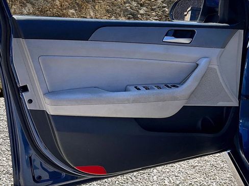 Used 2019 Hyundai Sonata SEL image 16