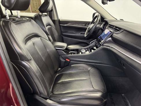 Certified 2022 Jeep Grand Cherokee L Limited image 12