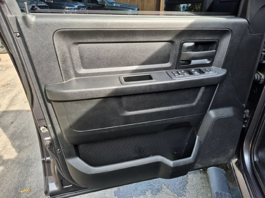 Certified 2025 RAM 3500 Tradesman AWD/4WD image 11