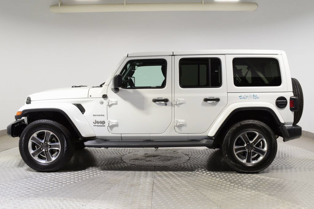 Used 2020 Jeep Wrangler Unlimited Sahara w/ Uconnect 4C Nav & Sound Group AWD/4WD image 9