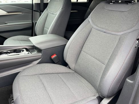 New 2026 Ford Explorer Active image 18