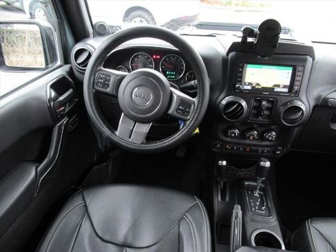 Used 2014 Jeep Wrangler Unlimited Sahara w/ Dual Top Group image 14