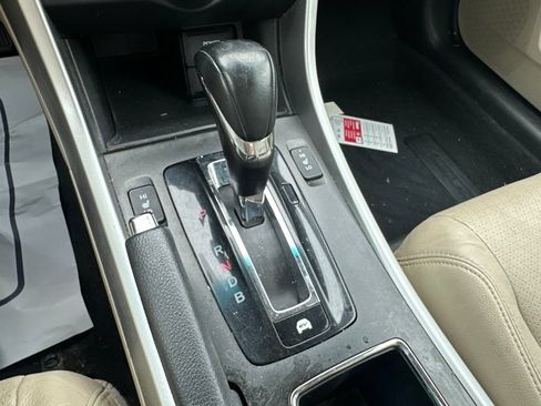 Used 2015 Honda Accord Touring image 26
