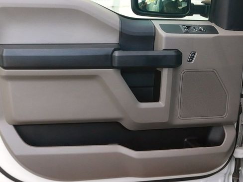 Used 2022 Ford F250 XL w/ Power Equipment Group AWD/4WD image 12