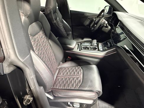 Used 2024 Audi RS Q8 AWD/4WD image 47