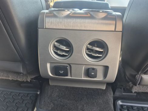 Used 2014 Ford F150 Platinum AWD/4WD image 27
