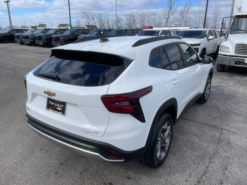 New 2026 Chevrolet Trax LT FWD image 7