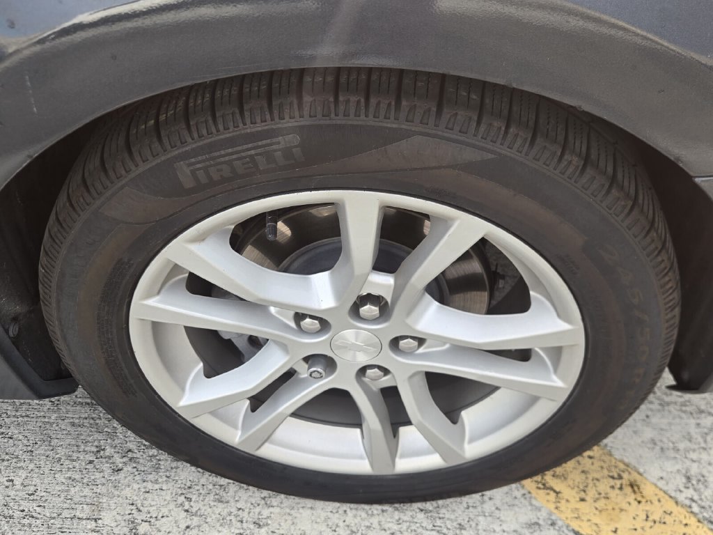 Used 2022 Chevrolet Camaro LS RWD image 5