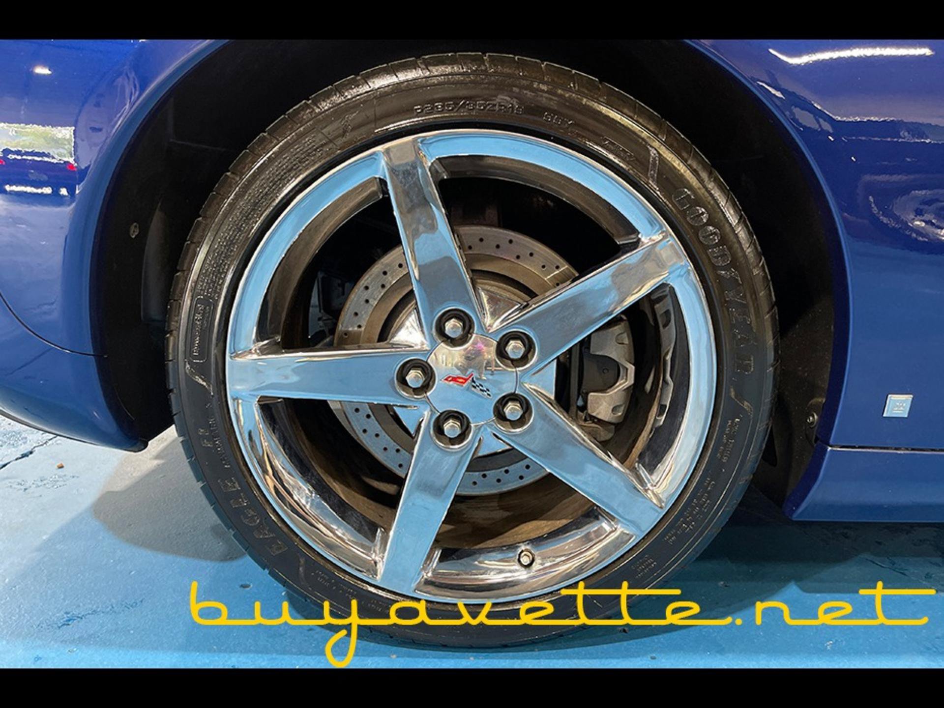 Used 2007 Chevrolet Corvette Convertible w/ Preferred Equipment Group RWD image 15
