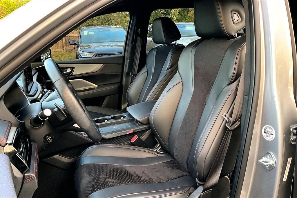 Used 2025 Acura MDX A-Spec AWD/4WD image 34