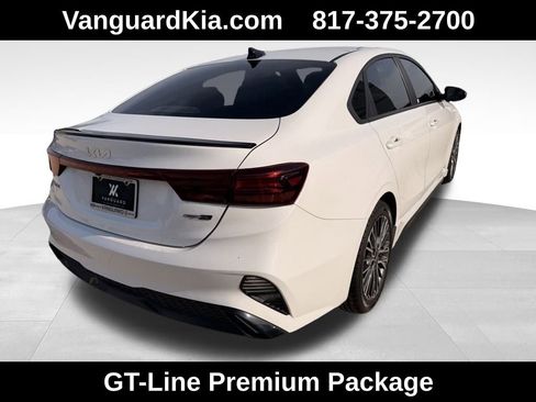 Used 2024 Kia Forte GT-Line w/ GT-Line Premium Package image 4