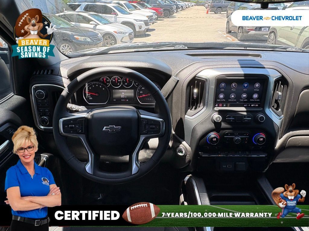 Used 2022 Chevrolet Silverado 1500 RST AWD/4WD image 16