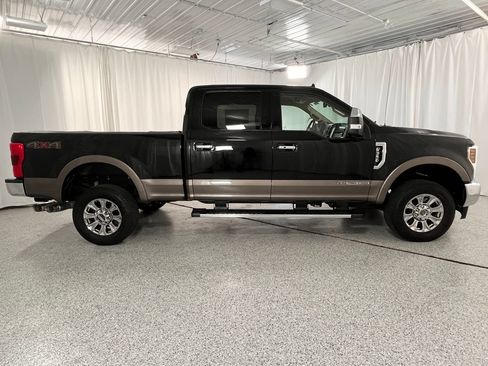 Used 2019 Ford F350 Lariat w/ Lariat Ultimate Package AWD/4WD image 12