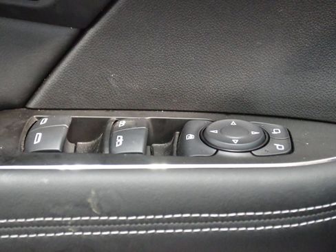 Used 2023 Buick Envision Essence w/ Sport Touring Package image 43