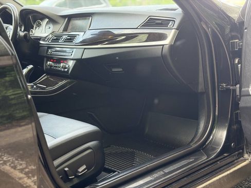 Used 2016 BMW 535i xDrive Sedan AWD/4WD image 12