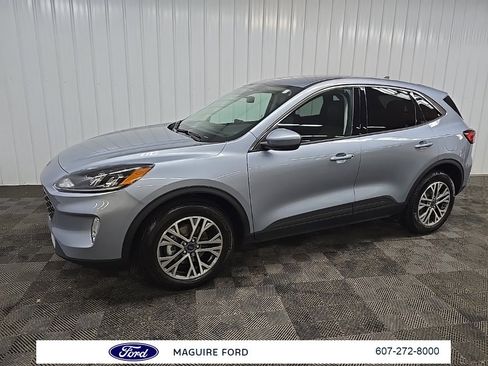 Used 2022 Ford Escape SEL image 7