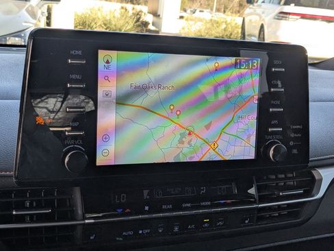 Used 2022 Toyota Sienna XSE w/ XSE Plus Package image 17