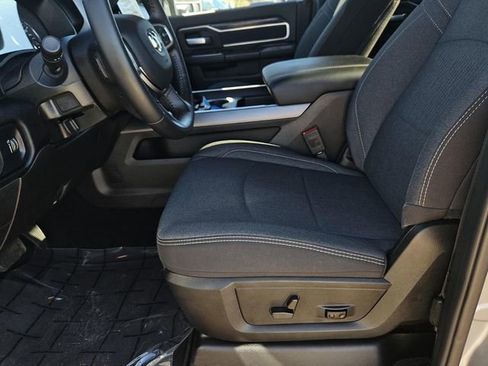 Used 2024 RAM 2500 Big Horn w/ Sport Appearance Package image 23