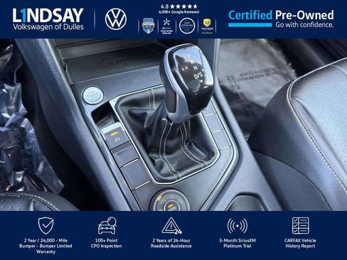 Certified 2022 Volkswagen Tiguan SE w/ Panoramic Sunroof Package image 19