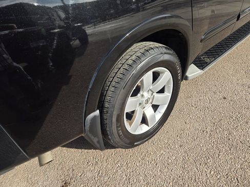 Used 2008 Nissan Armada LE w/ Technology Pkg image 10