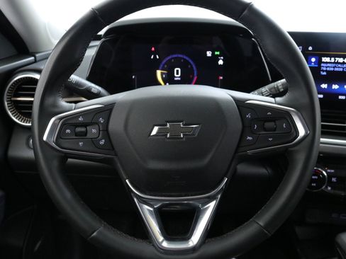 Used 2024 Chevrolet Trax ACTIV w/ Driver Confidence Package image 12