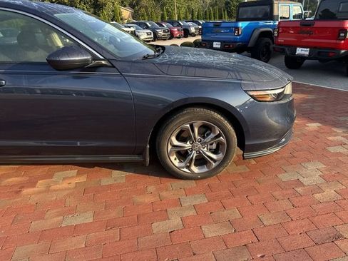 Used 2024 Honda Accord EX image 17