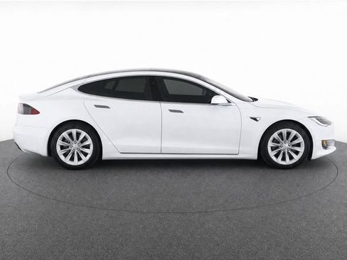 Used 2018 Tesla Model S AWD image 8