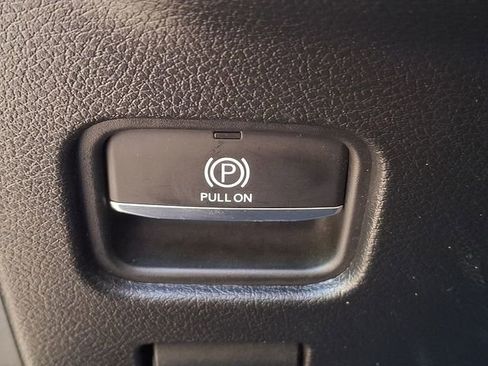 Used 2023 Jeep Grand Cherokee L Limited w/ Luxury Tech Group II image 25