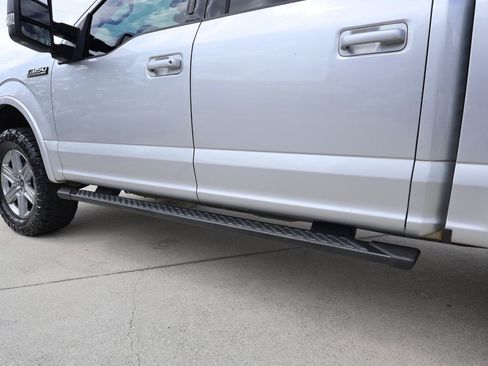 Used 2019 Ford F150 XLT w/ Equipment Group 302A Luxury AWD/4WD image 34