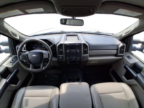 Used 2019 Ford F250 XL w/ Power Equipment Group AWD/4WD image 12