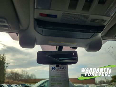 Used 2022 Subaru Ascent Touring image 12