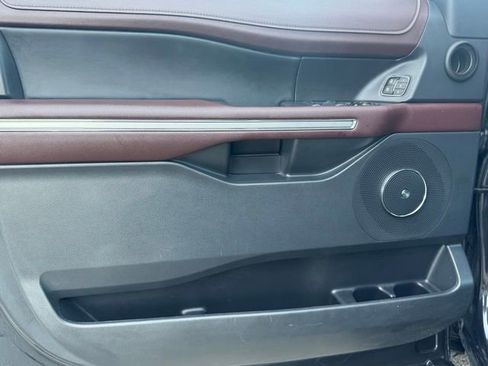 Used 2024 Ford Expedition Max Limited image 16