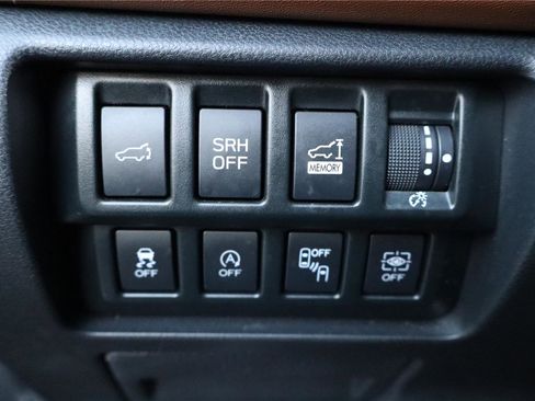 Used 2020 Subaru Forester Touring image 16