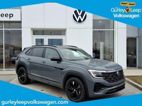 New 2026 Volkswagen Atlas Cross Sport SEL R-Line AWD/4WD image 1