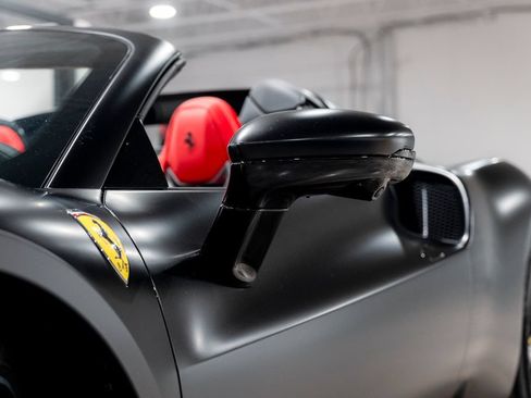 Used 2025 Ferrari 296 GTS RWD image 23