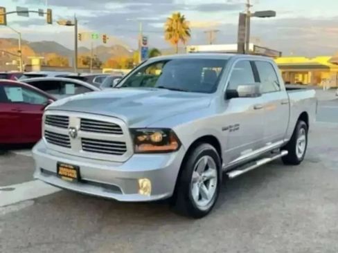 Used 2016 RAM 1500 Sport RWD image 5