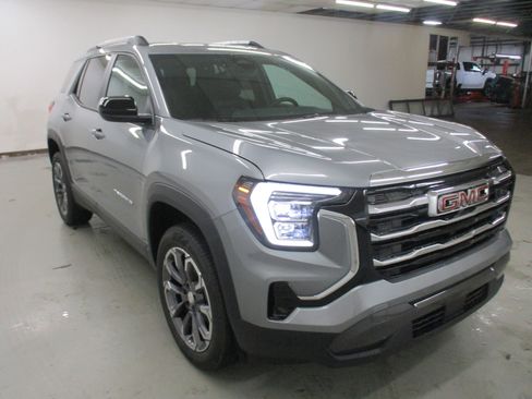 New 2026 GMC Terrain Elevation w/ Elevation Premium Package AWD/4WD image 4