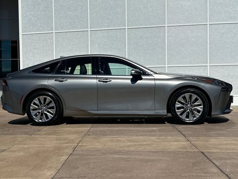 Certified 2023 Toyota Mirai XLE w/ Advanced Technology Package image 3