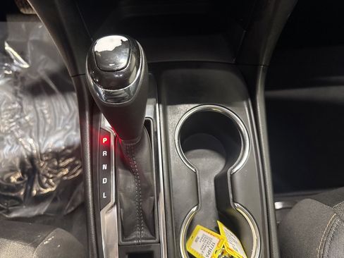 Used 2019 Chevrolet Equinox LT image 20