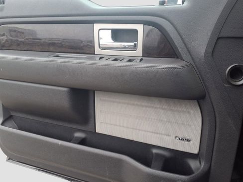 Used 2014 Ford F150 Platinum image 27