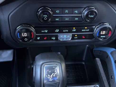 Used 2024 Ford Bronco Wildtrak AWD/4WD image 20