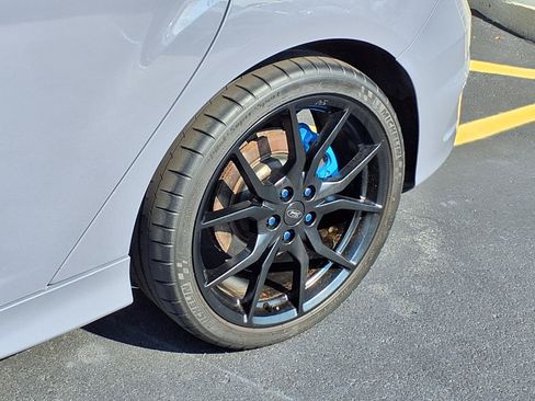 Used 2017 Ford Focus RS AWD/4WD image 28