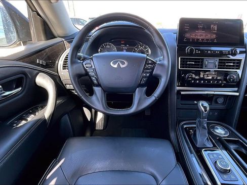 Certified 2024 INFINITI QX80 Luxe RWD image 7