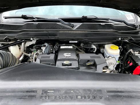 Used 2023 RAM 2500 Limited AWD/4WD image 31