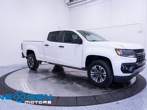 Used 2021 Chevrolet Colorado Z71 image 2