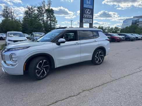 Used 2022 Mitsubishi Outlander SEL AWD/4WD image 11