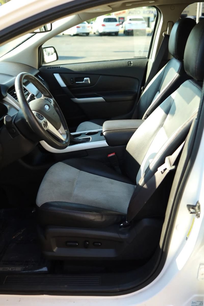 Used 2014 Ford Edge SEL w/ Equipment Group 205A AWD/4WD image 15