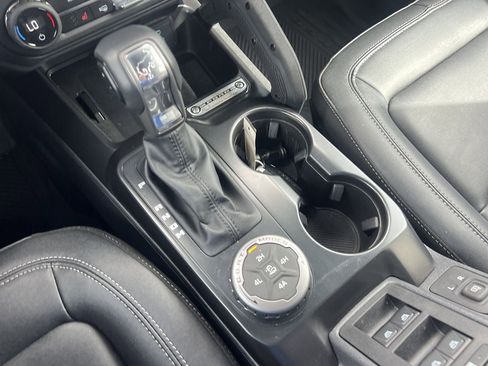 New 2025 Ford Bronco Big Bend w/ Black Diamond Package image 8