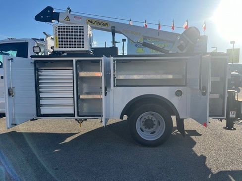 New 2024 Ford F550 2WD Regular Cab Super Duty image 16