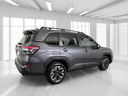New 2026 Subaru Forester Premium AWD/4WD image 6